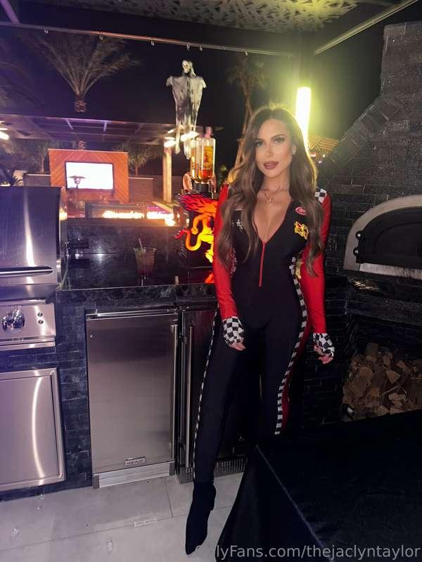 Happy Halloween! 

Tip this $15 I will send you more!!! 😈