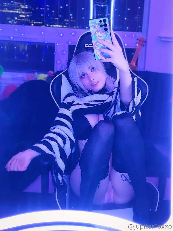 who's up for a match?? :33