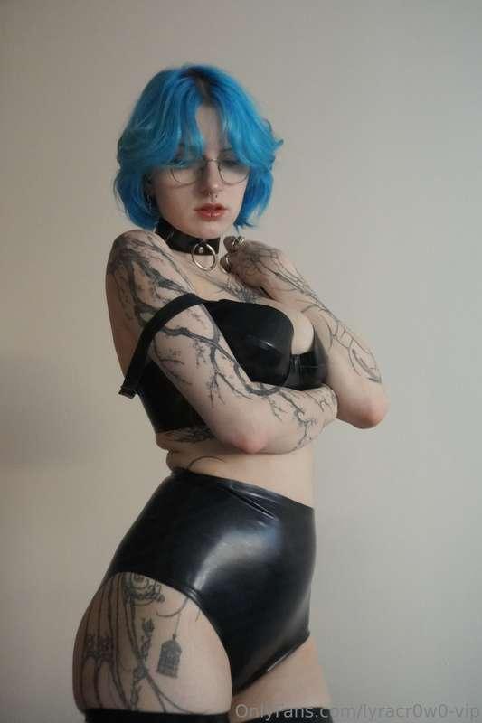 bow down, puppy ;)