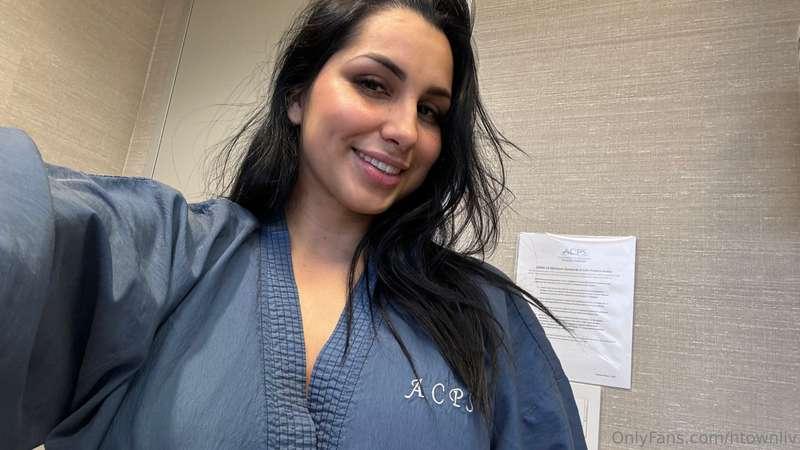 Just got out of my post op appt 😊 almost fully recovered