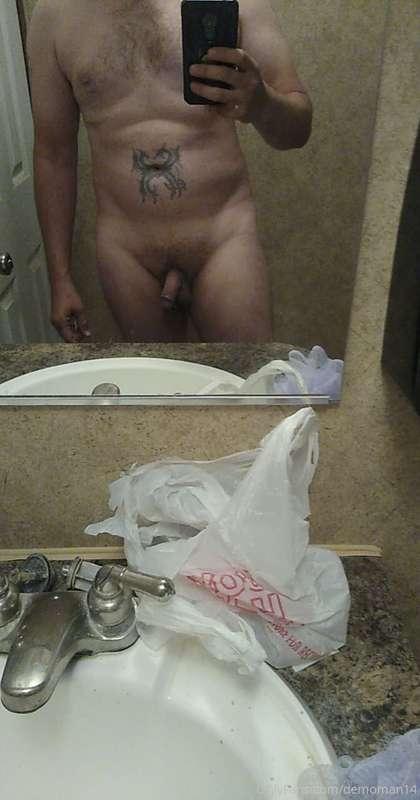 Ignore the messy bathroom... But I felt kinda sexy so I had ..