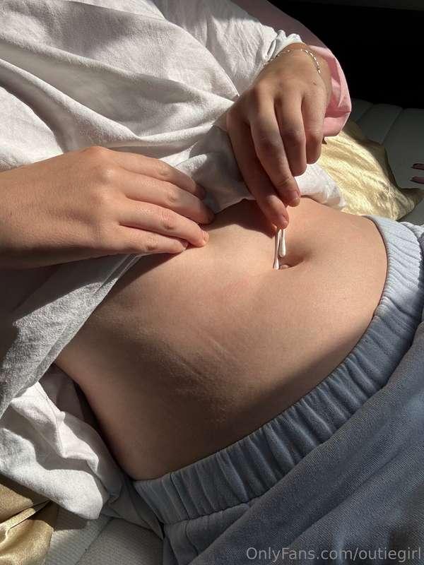 Giving my tummy a clean 