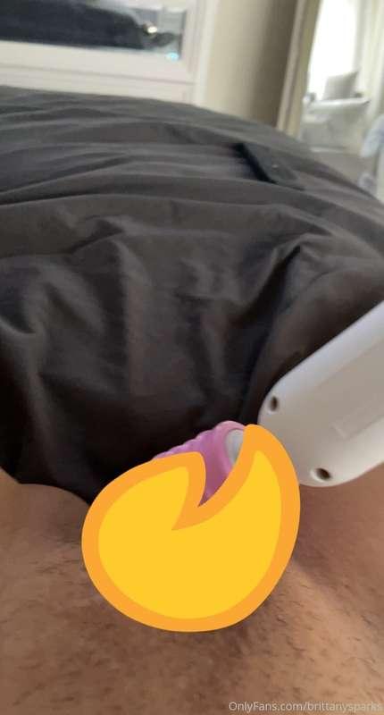 watch the two videos i sent out in your dms ;) i couldn’t la..
