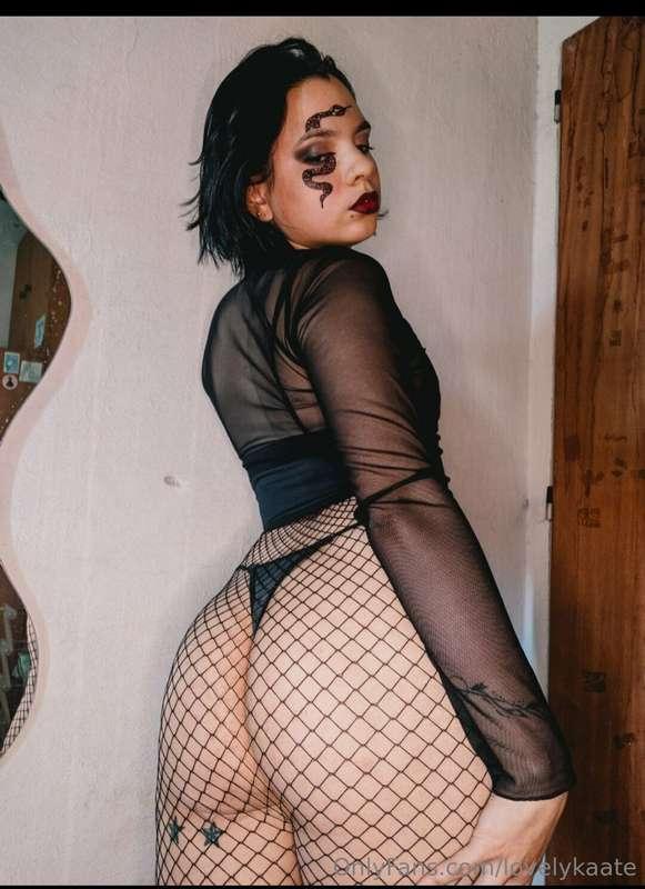 🦊 @rsvelvetvixen 🦊

🔥HORNY KINKY BRUNETTE🔥

WANNA SEE HOW NA..