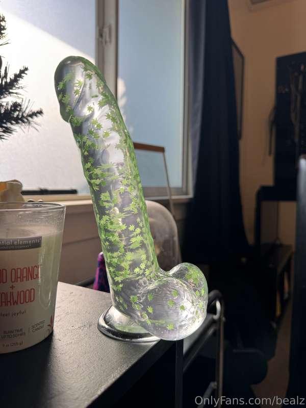 new toy for the livestream tonight (it’s little weed leafs l..