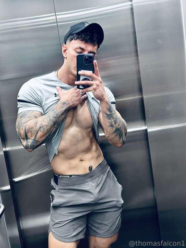 How about burning calories together? 🥵🔥💦