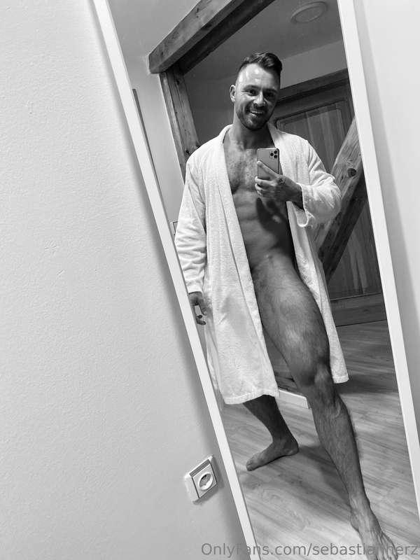 Enyone wanna enjoy massage with me ?