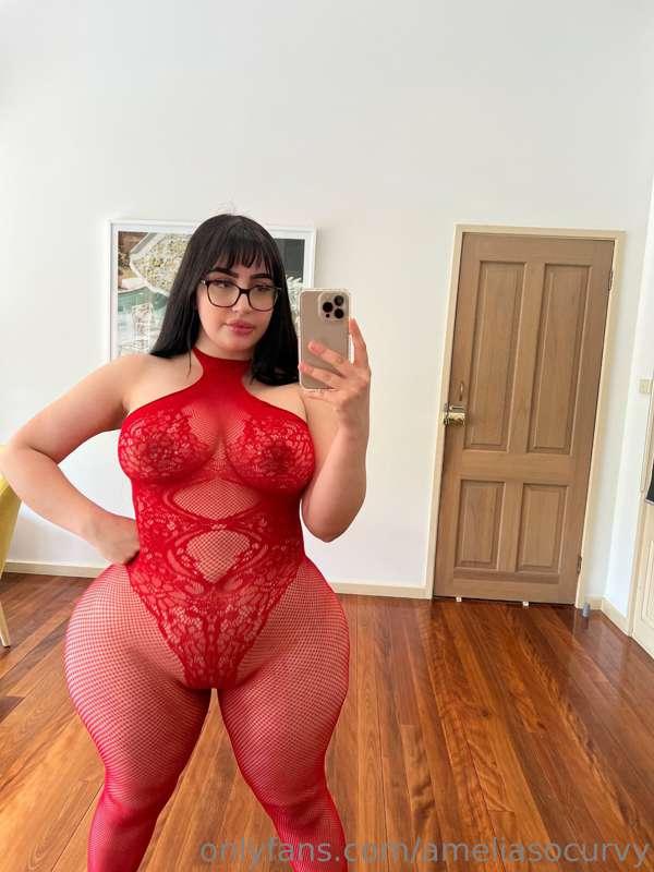 sexy in red🥵