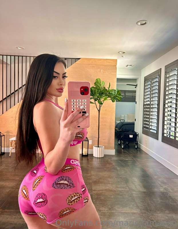 Describe me with one word 😉🥰