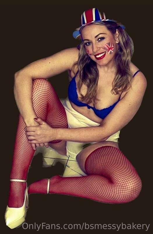 🏴󠁧󠁢󠁥󠁮󠁧󠁿 Come on England 🏴󠁧󠁢󠁥󠁮󠁧󠁿 

Hope everyone’s having a n..