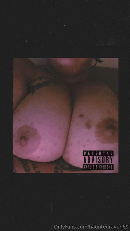 Lol. More bathtub fun with my phone