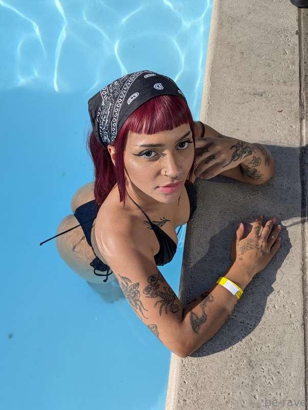 poolside views