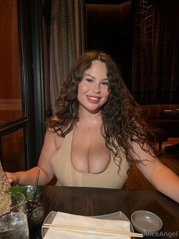 Subscribe to @aliceangelpremium to chat with me