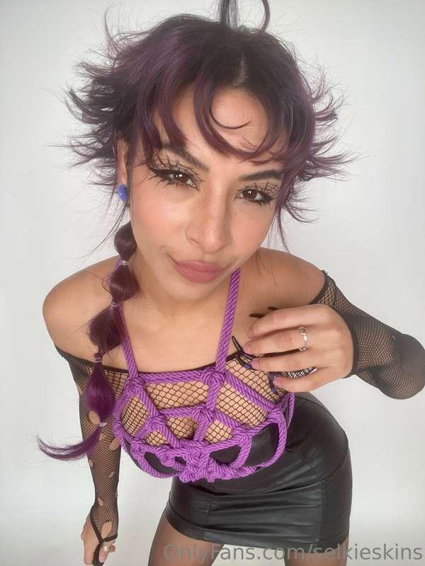 Xoxo, I do live sessions on S K Y P E