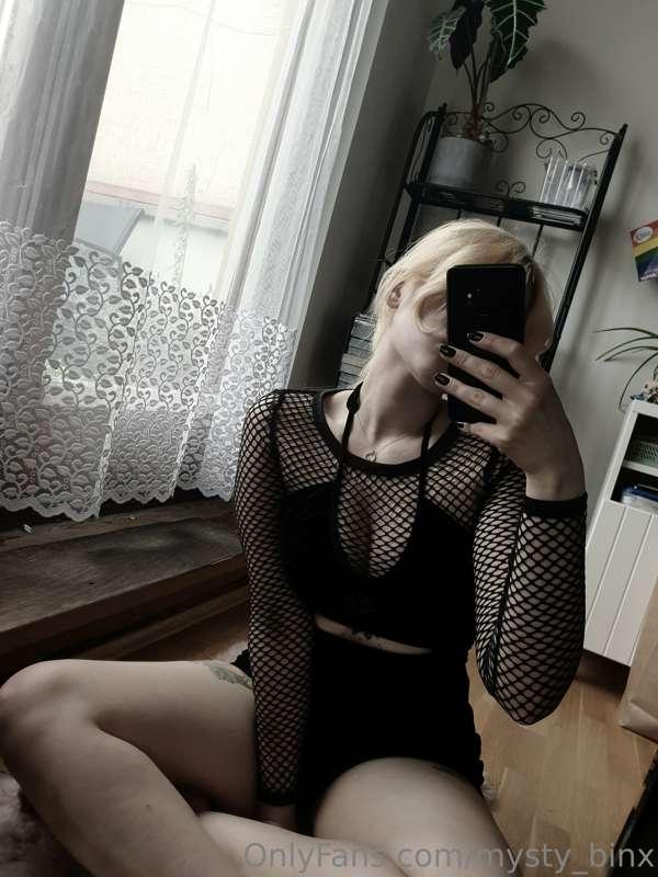 mysty_binx image #8