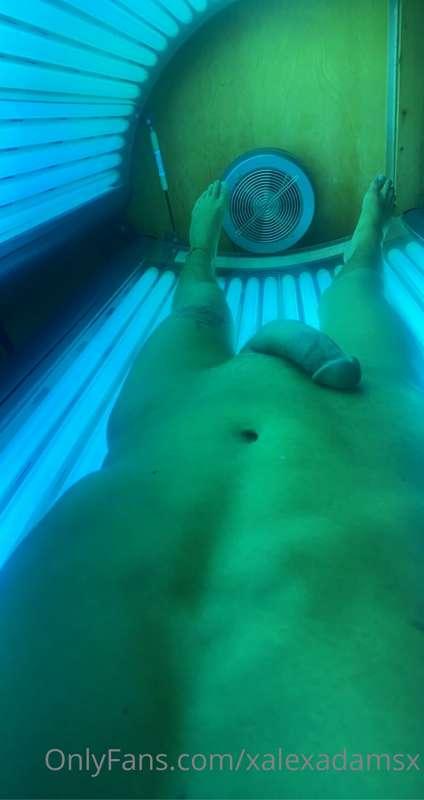 I always get so horny tanning