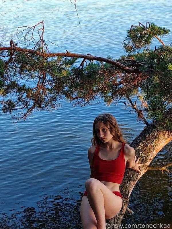 tonechkaa image #0