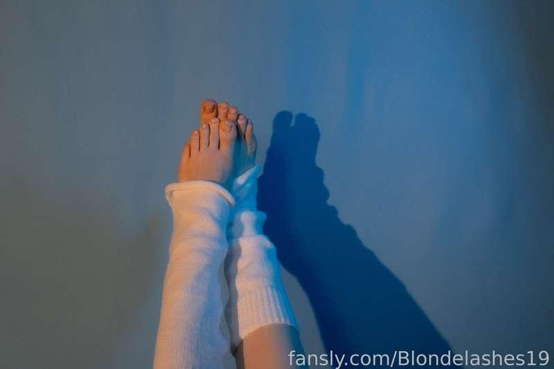 blondelashes19 image #11