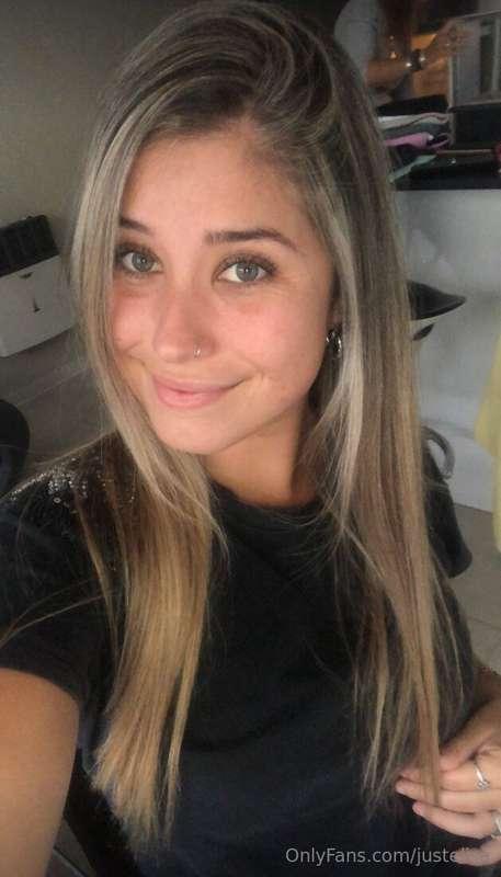 J'ai lissé mes cheveux, mais comme je n'ai pas de copain dep..