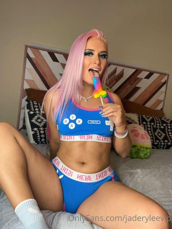 Can I lick your lollipop? 🍭🩵🪩