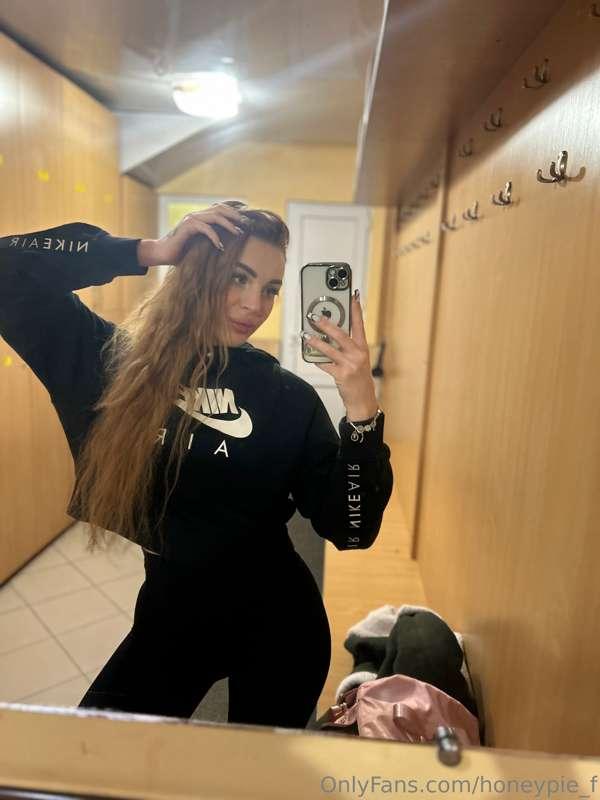 💪🌟 Gearing up for a workout filled with strength and positiv..