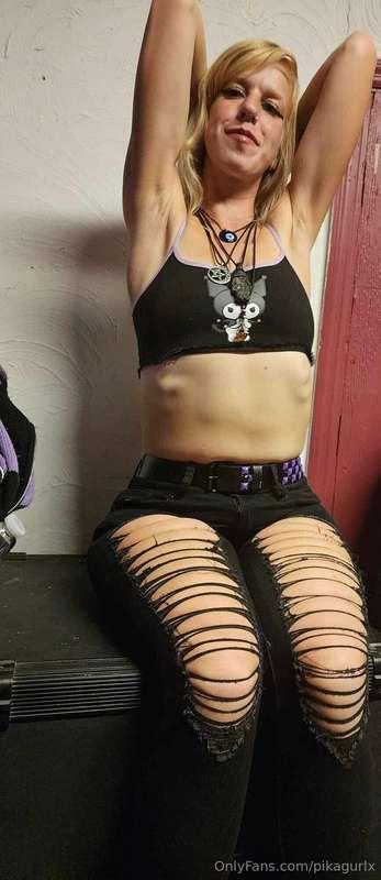 At a concert trying to look hot 🥵 is it working?