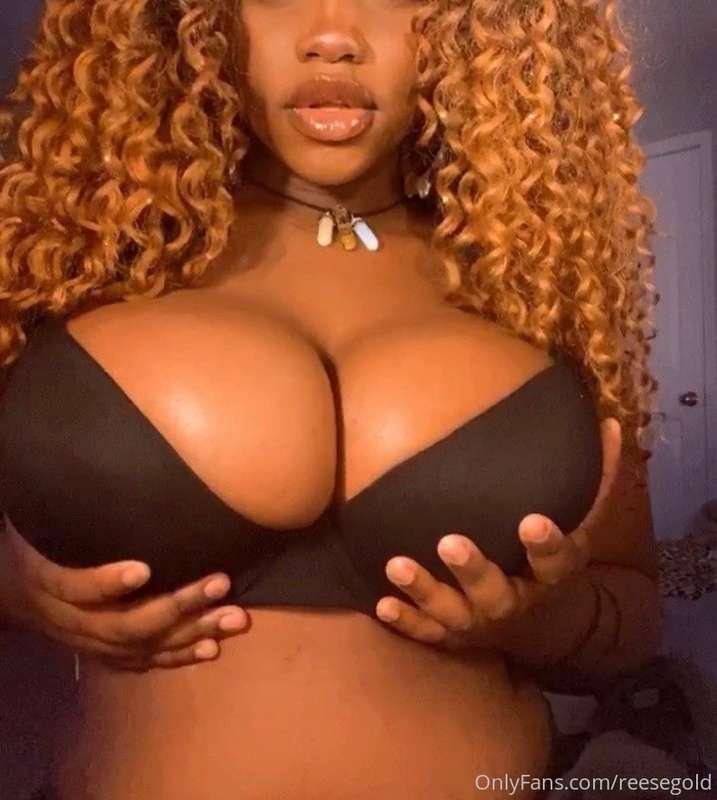 Bought more bras can’t wait to post me in the other ones😍