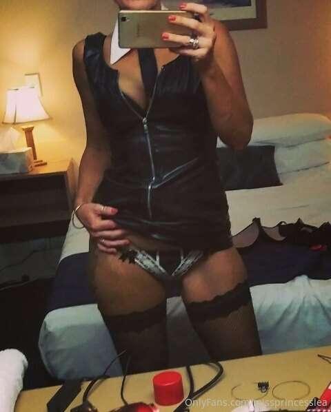 #findom#goddess
Looking for 👀🫵
#humanatm#paypig
