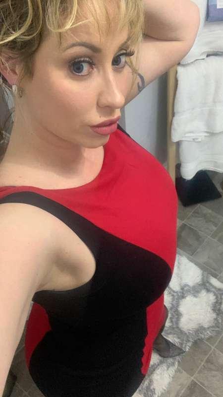 What are you up to this fantastic Friday? I'm feeling frisky..