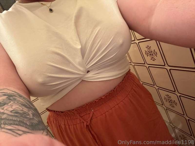 😘