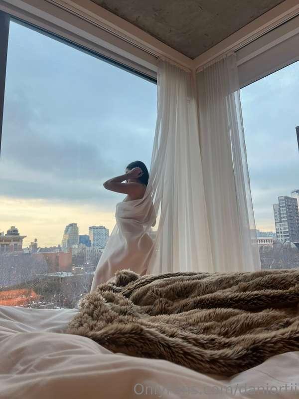 You like the view? Show some love if you do ☺️🤍