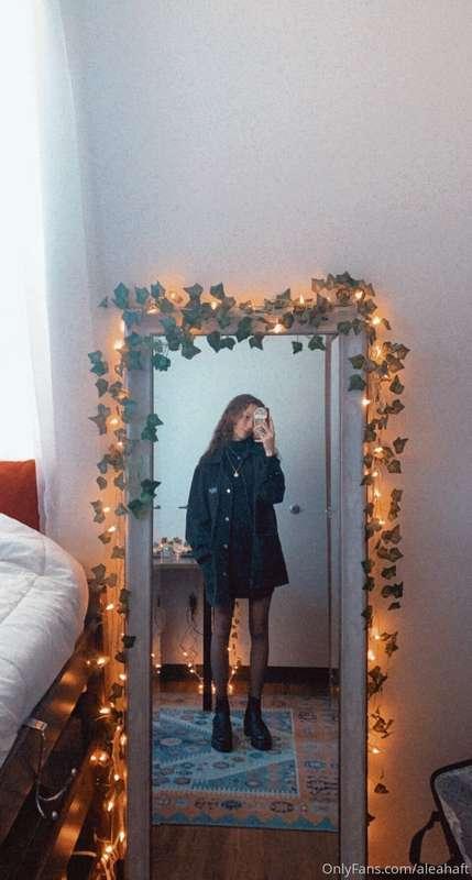 Who wants to see me while I’m in the shower? ;)