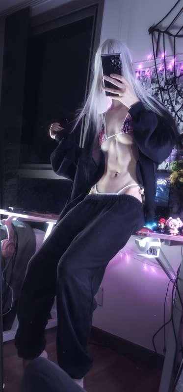 Hi! I'll be on a plane home all day today.

Wish me luck, you don't even have to send a message, just wish me luck in your mind.

It's gonna be a tough day

#skinny #goth #teen #tiny #petite #bikini #geek #gamergirl #young #nerdy