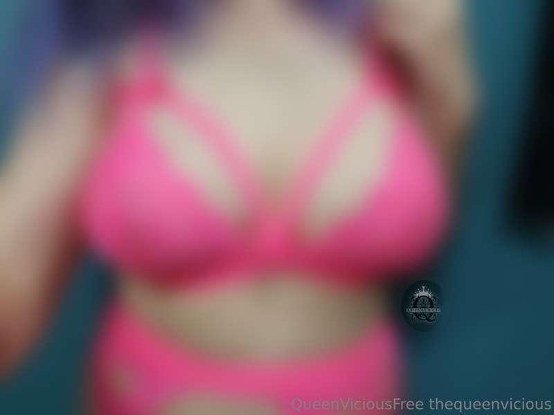 Pink Lace anyone? More in your dms all week!