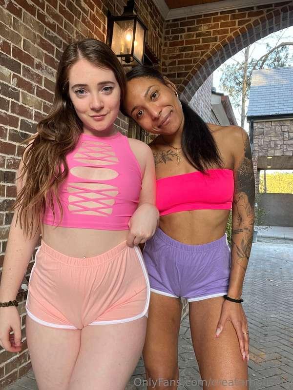 Should we dare them to kiss? 😏 @redheadwinter @leolondonvip