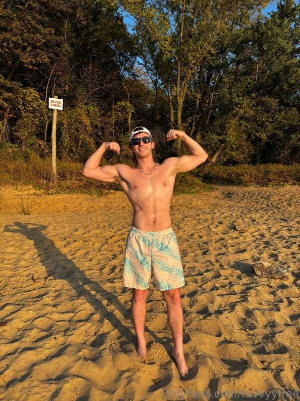 Flexing by the waves. Try not to stare too hard.. 📩 ill show..