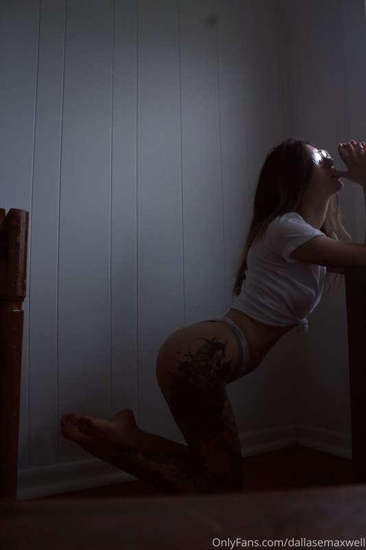 SNEAK PEAK!! Check your messages for the full set xoxox