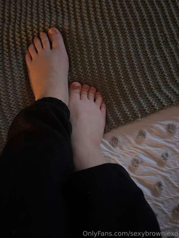 When you are bored so you check your feet out lol daddy baby..