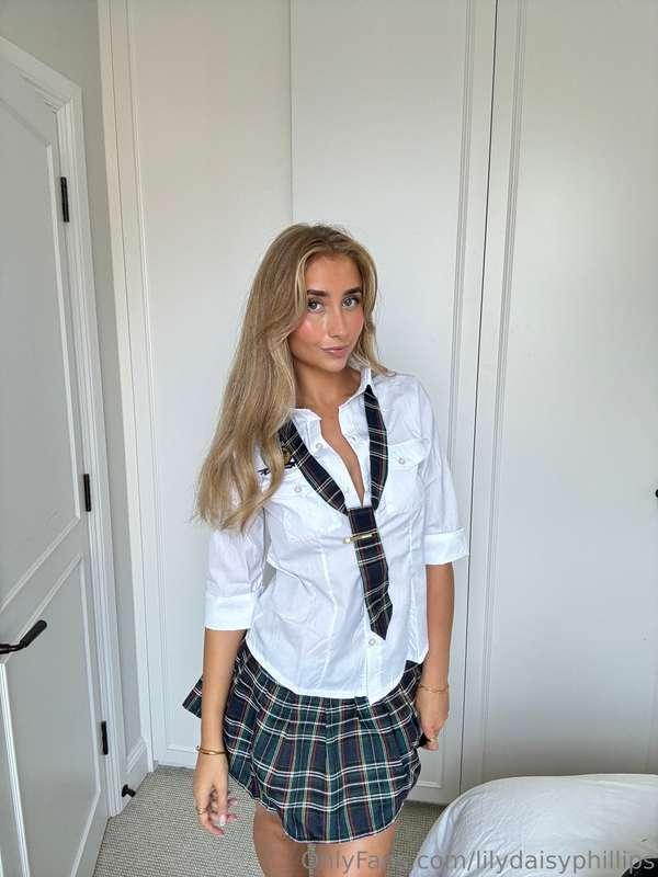 lilydaisyphillips main image