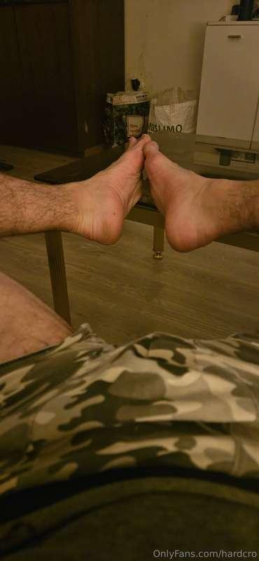 Are you have fetis feet 😉🔥