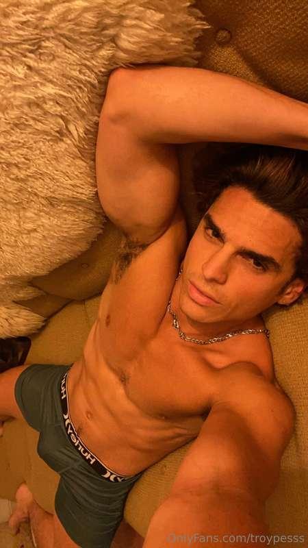 Just chillin’ here in my boxers…Dick’s hard as fuck, tryna b..