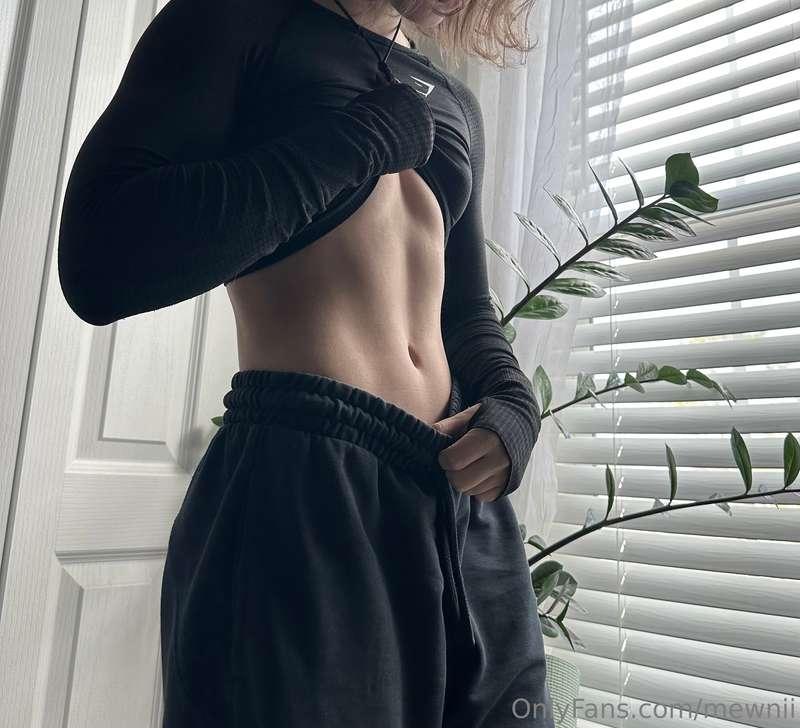 mewnii image #3