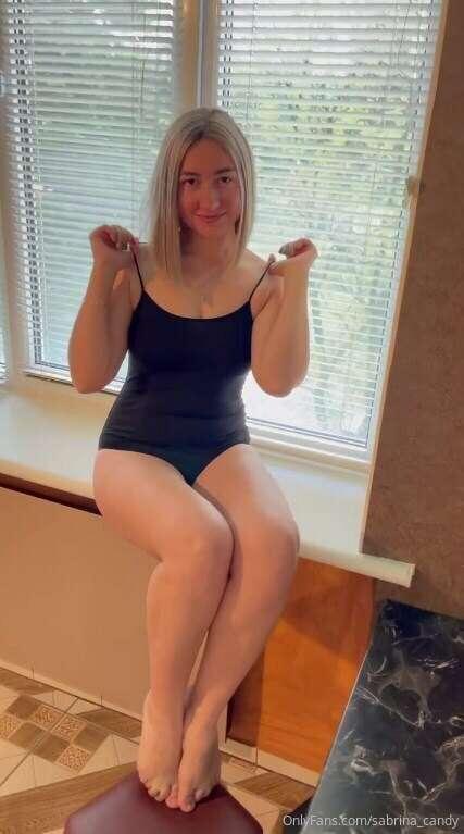 I'm in a very playful mood today, let's have some fun