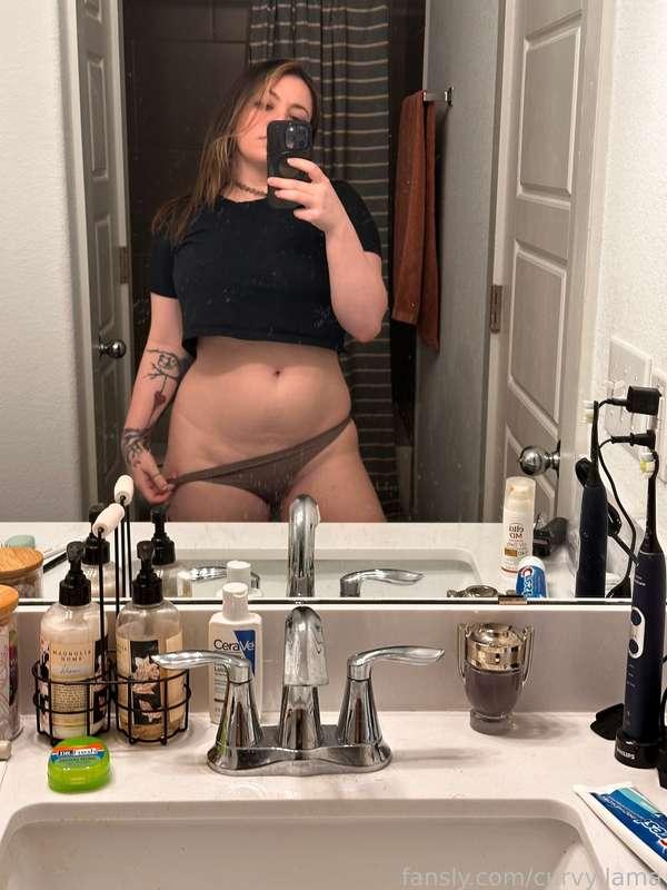 curvyllama image #7