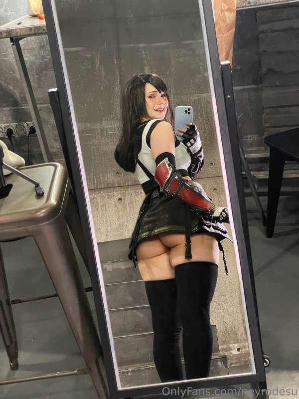 whoooops ... 🤭🍑