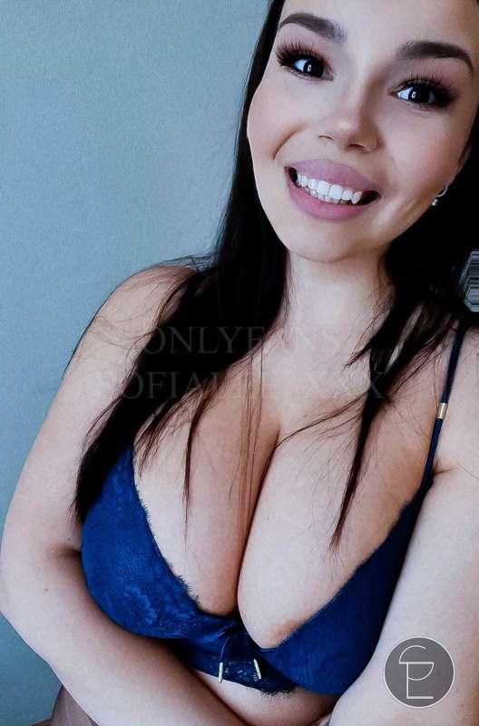sofialee_xxx_free image #0