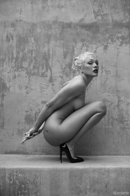 @imjordynjames is Jaw Dropping. Nude Jordyn owns attention a..
