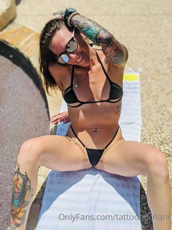 Happy Friday Babes!