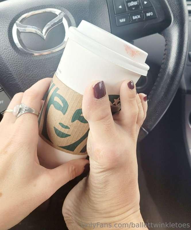 Back to work! Whos buying me coffee??? ☕️👣