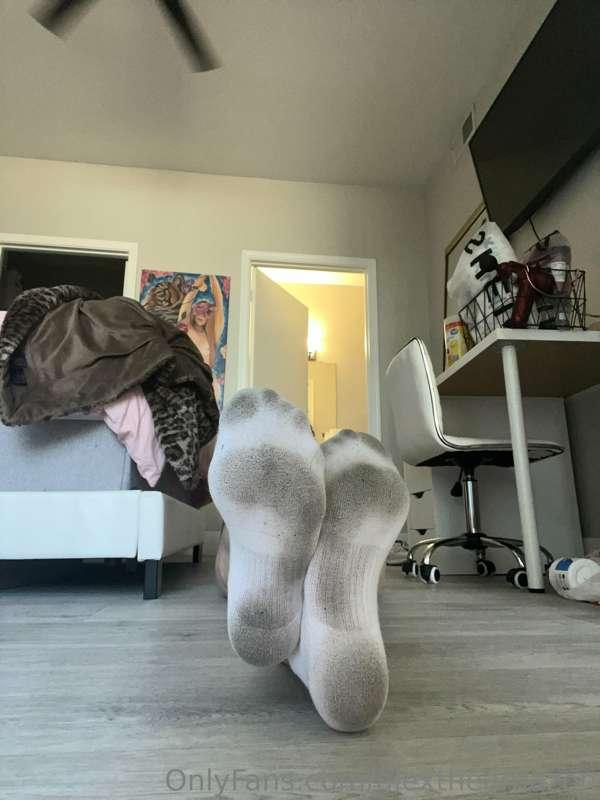 Freeeee dirty soles , I’m too good to you
